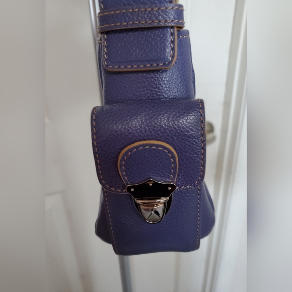 Purple Leather Shoulder Bag - Picture 3 of 9